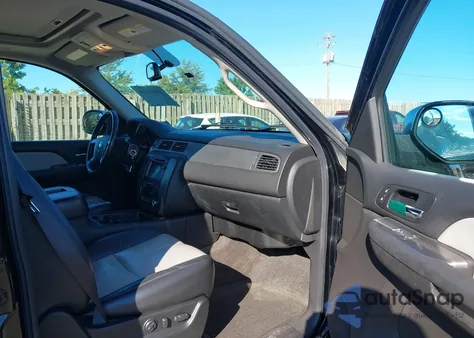 2007 Chevrolet Tahoe Lt z USA, uszkodzony, nr VIN 1GNFK13057R425538